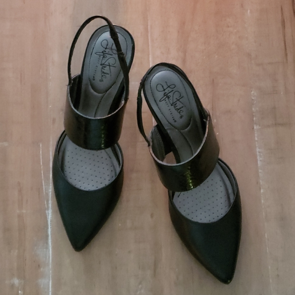 LifeStride Sonya Slingback Pumps